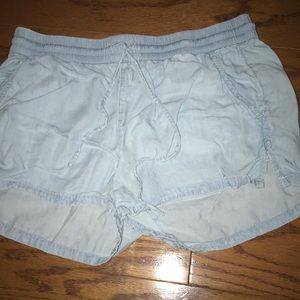 American Eagle sky blue flowy Shorts💙